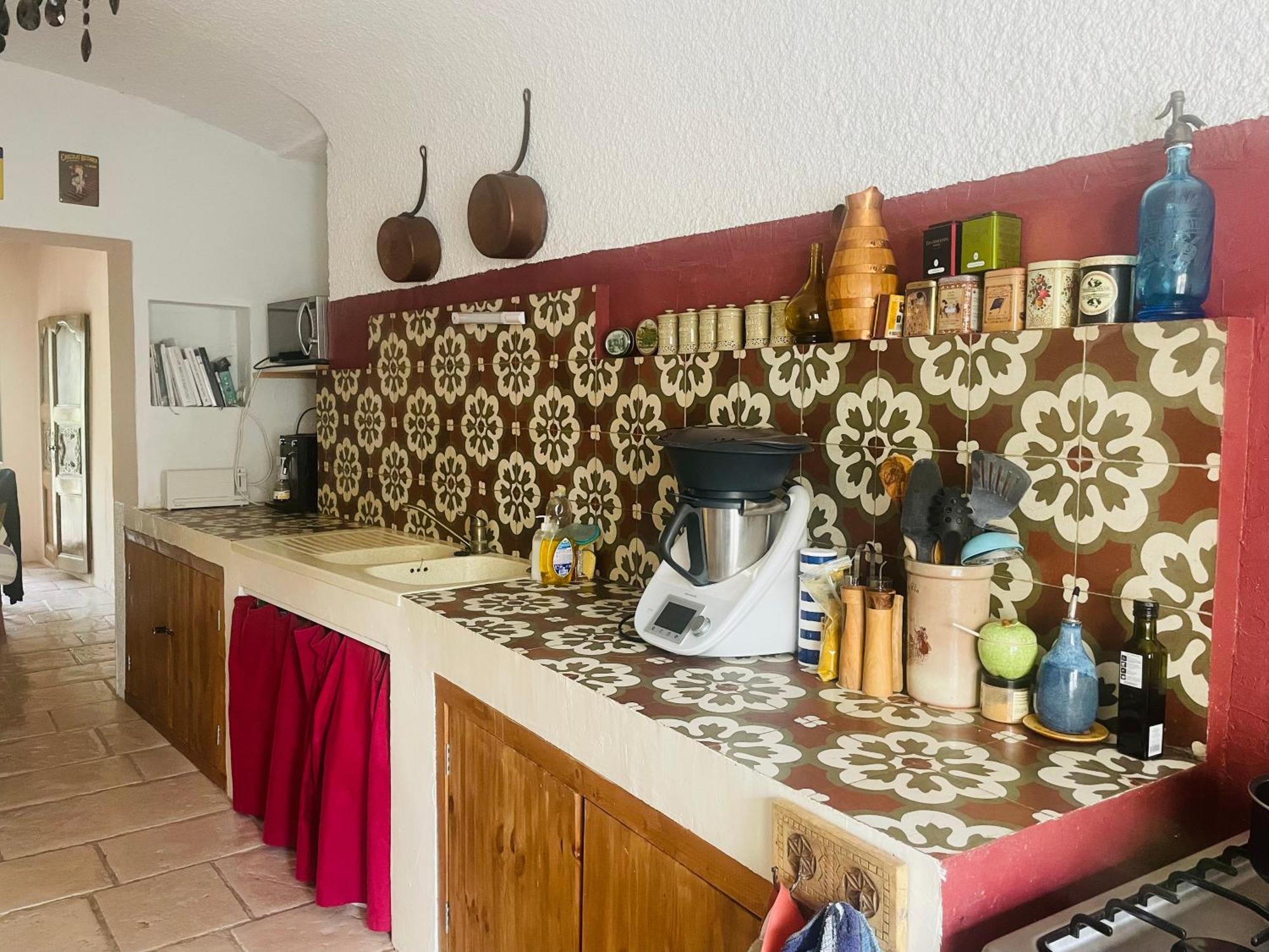 Maison Des Bourgades Saint-Julien-de-Peyrolas Buitenkant foto